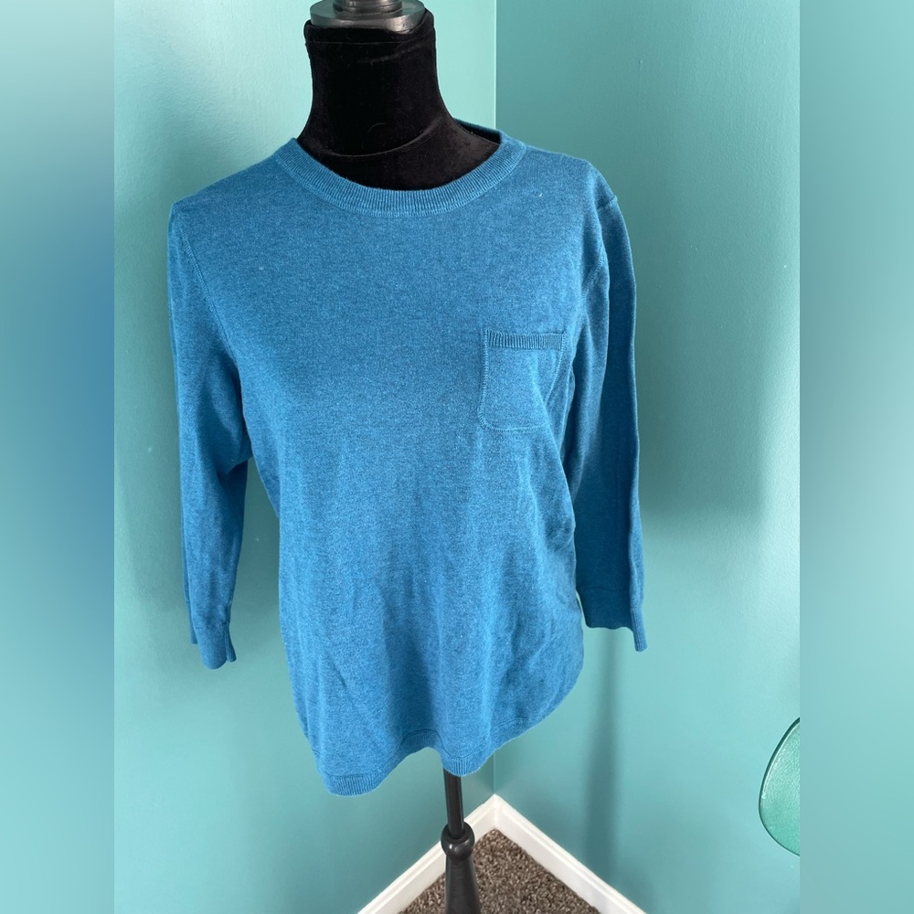 Talbot’s Blue Fitted Crewneck Sweater with Zipper Back Large